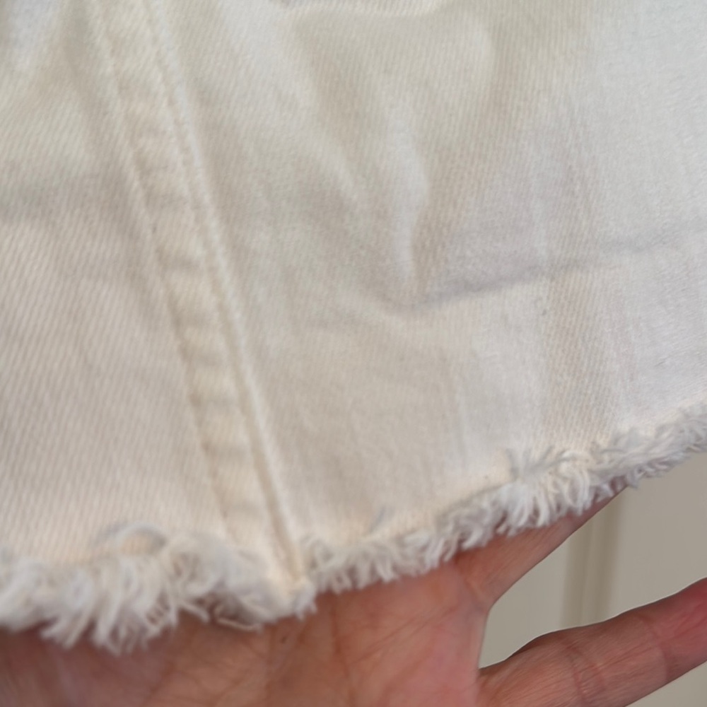 GAP Women's Crisp White Mini Skirt - Picture 5 of 5